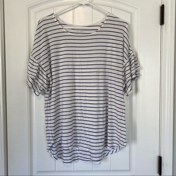 Time and Tru Blue & White Striped Flutter Sleeve Top Size Large 12-14 - Picture 1 of 6